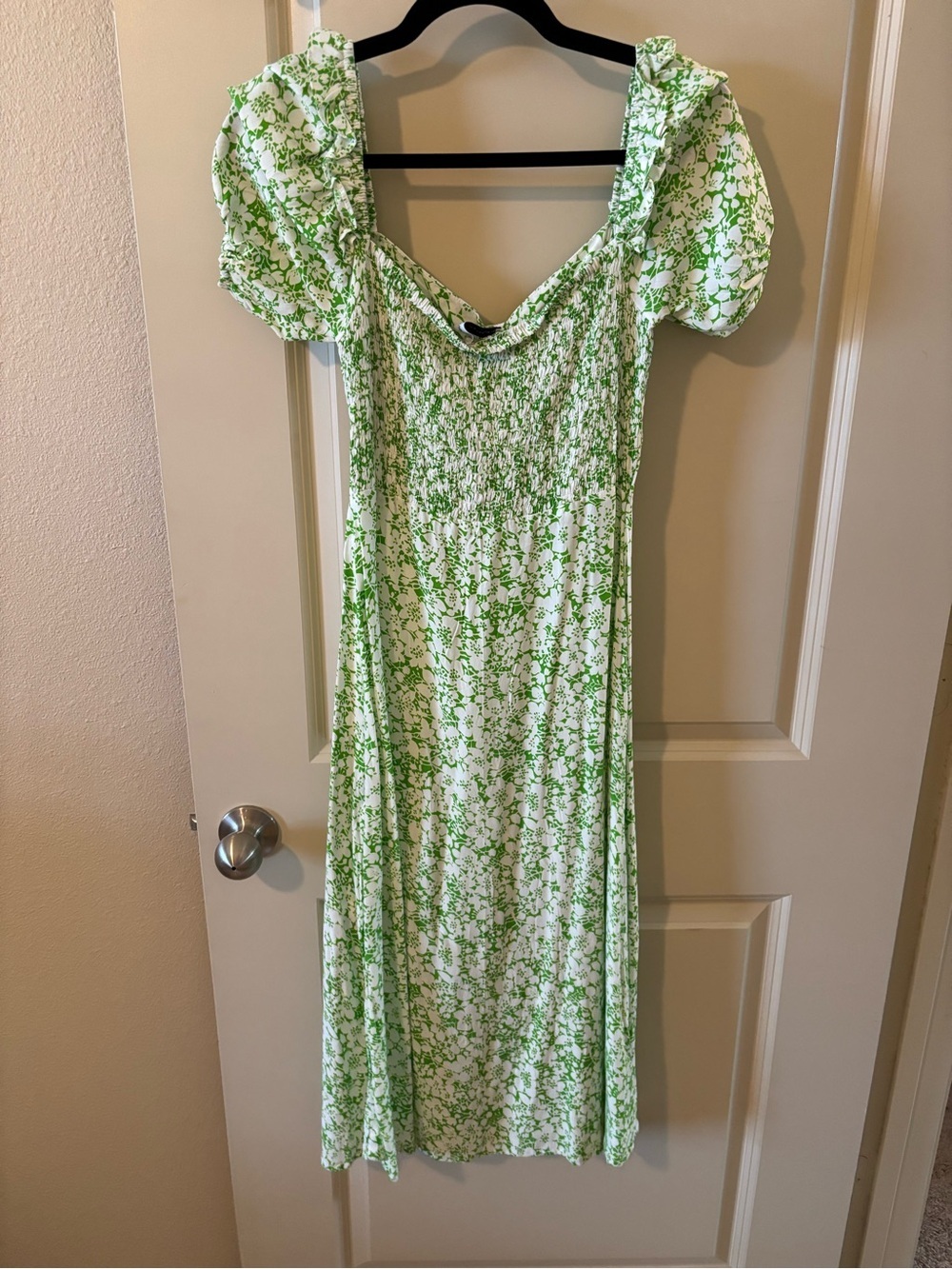 Faithfull the Brand Midi Dress in Freja Floral Print EUC Small - Picture 9 of 9